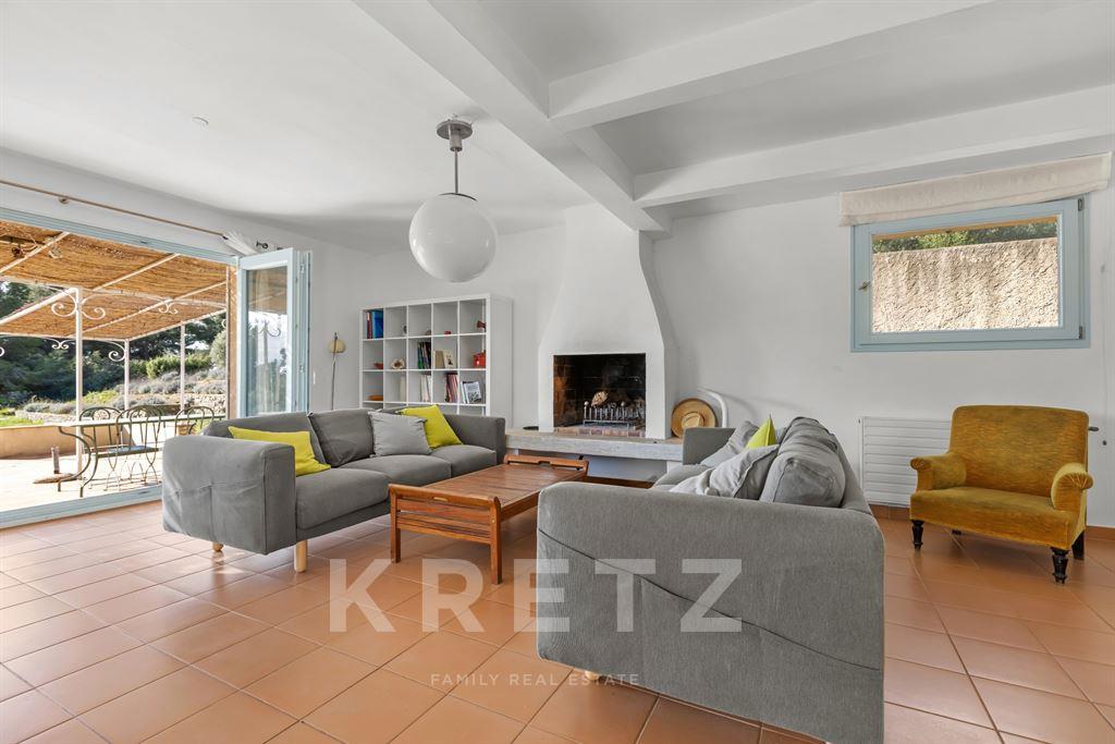 Maison à vendre, 280m², Saint-Cyr-sur-Mer
