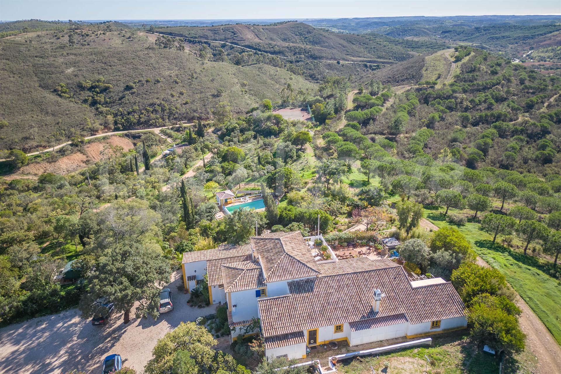 Exclusive | Amazing 17ha Country Estate with T4 Villa & T2 Cottage for Sale at Bensafrim – Lagos