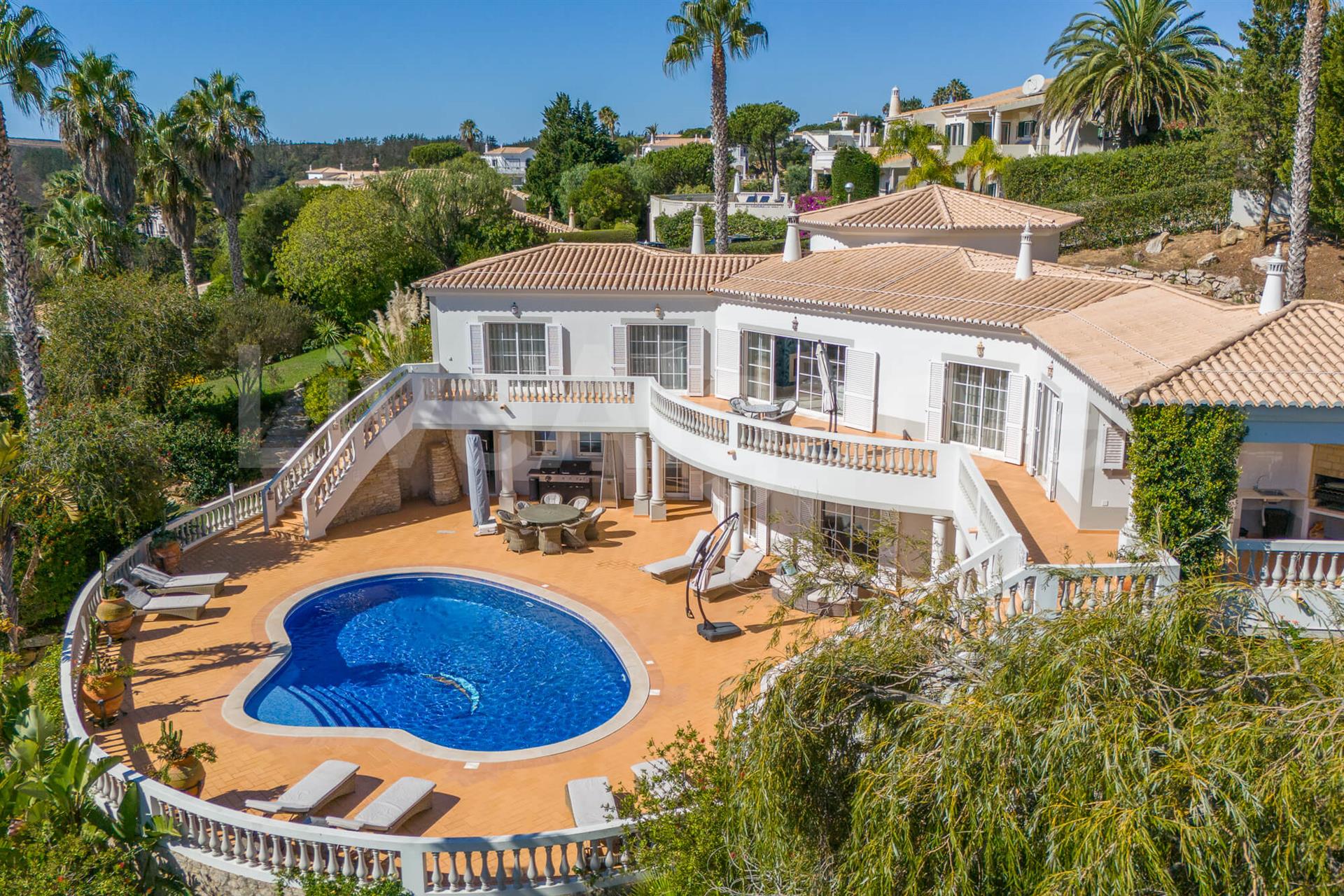 Luxury | Exceptional T5 Villa in Santo António Golf Resort for Sale at Budens - Vila do Bispo