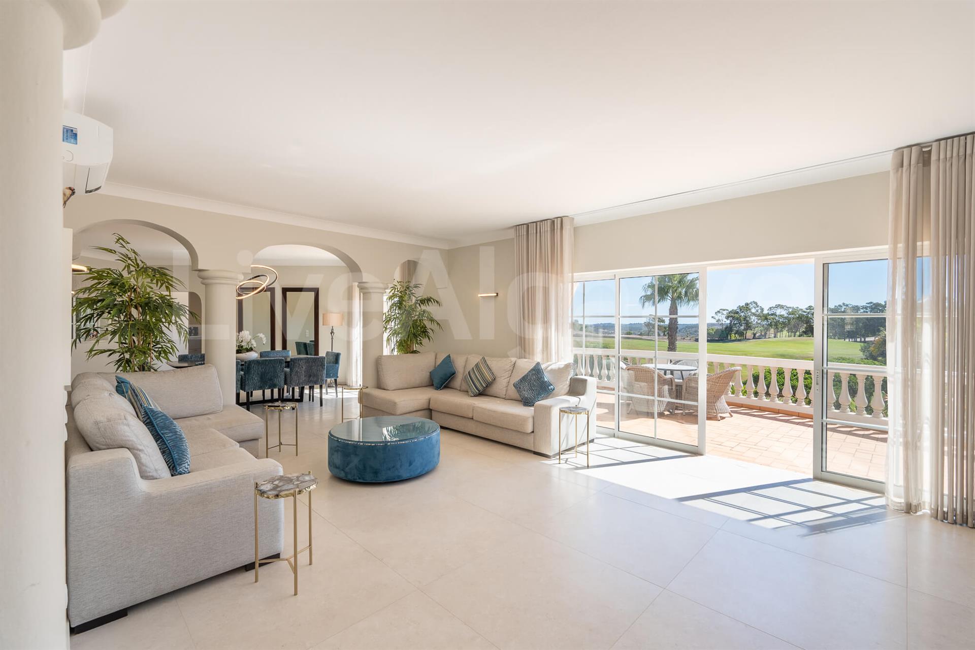 Luxury | Exceptional T5 Villa in Santo António Golf Resort for Sale at Budens - Vila do Bispo