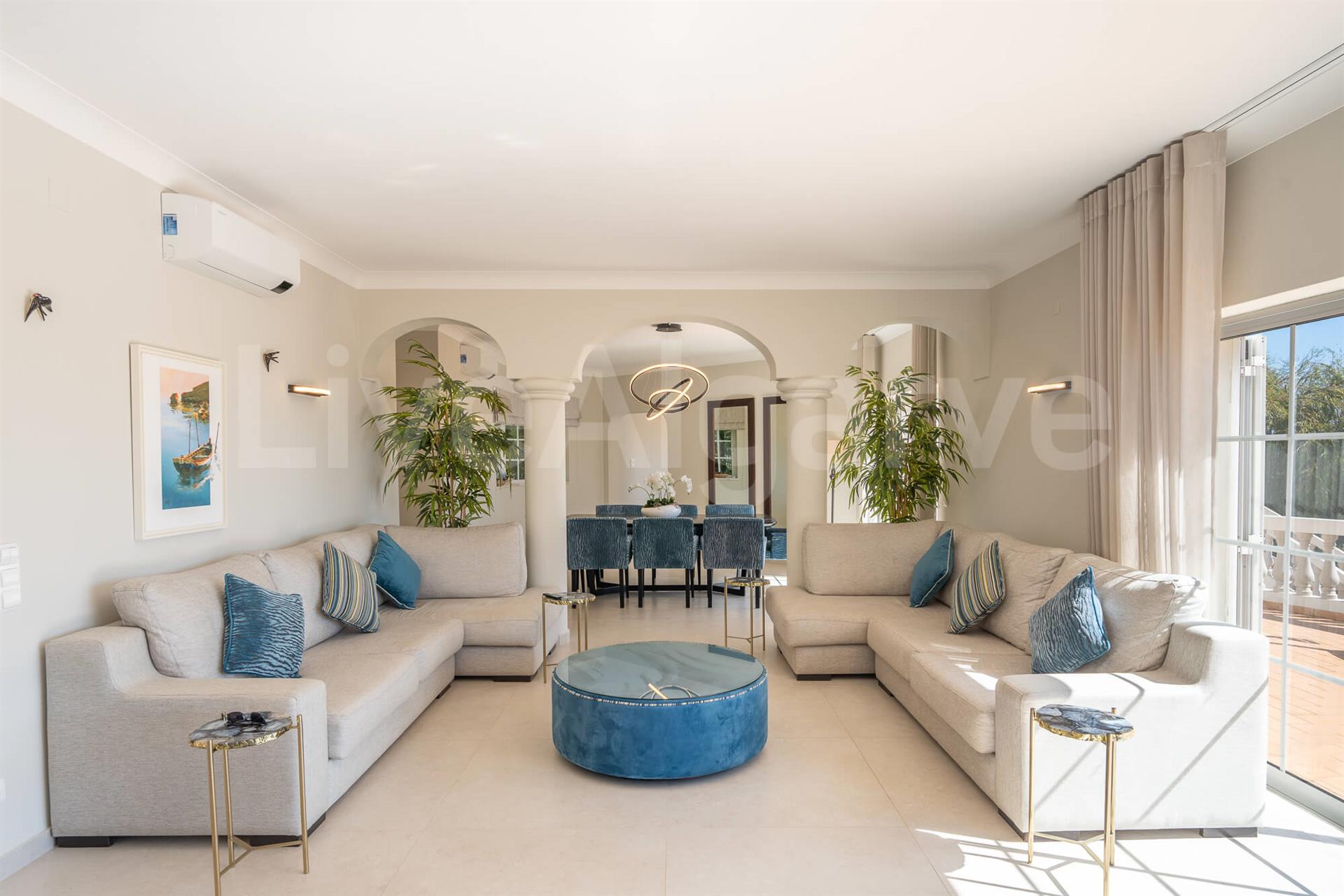 Luxury | Exceptional T5 Villa in Santo António Golf Resort for Sale at Budens - Vila do Bispo