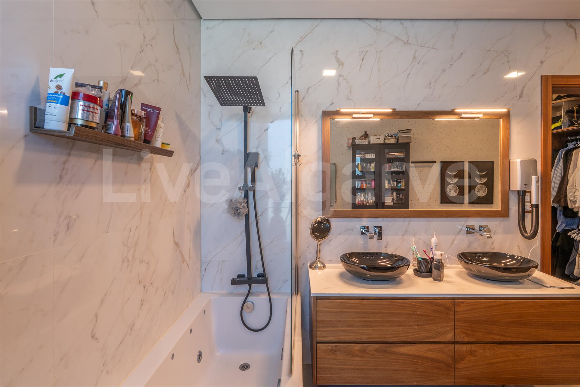 Additional image 15 of Lagos