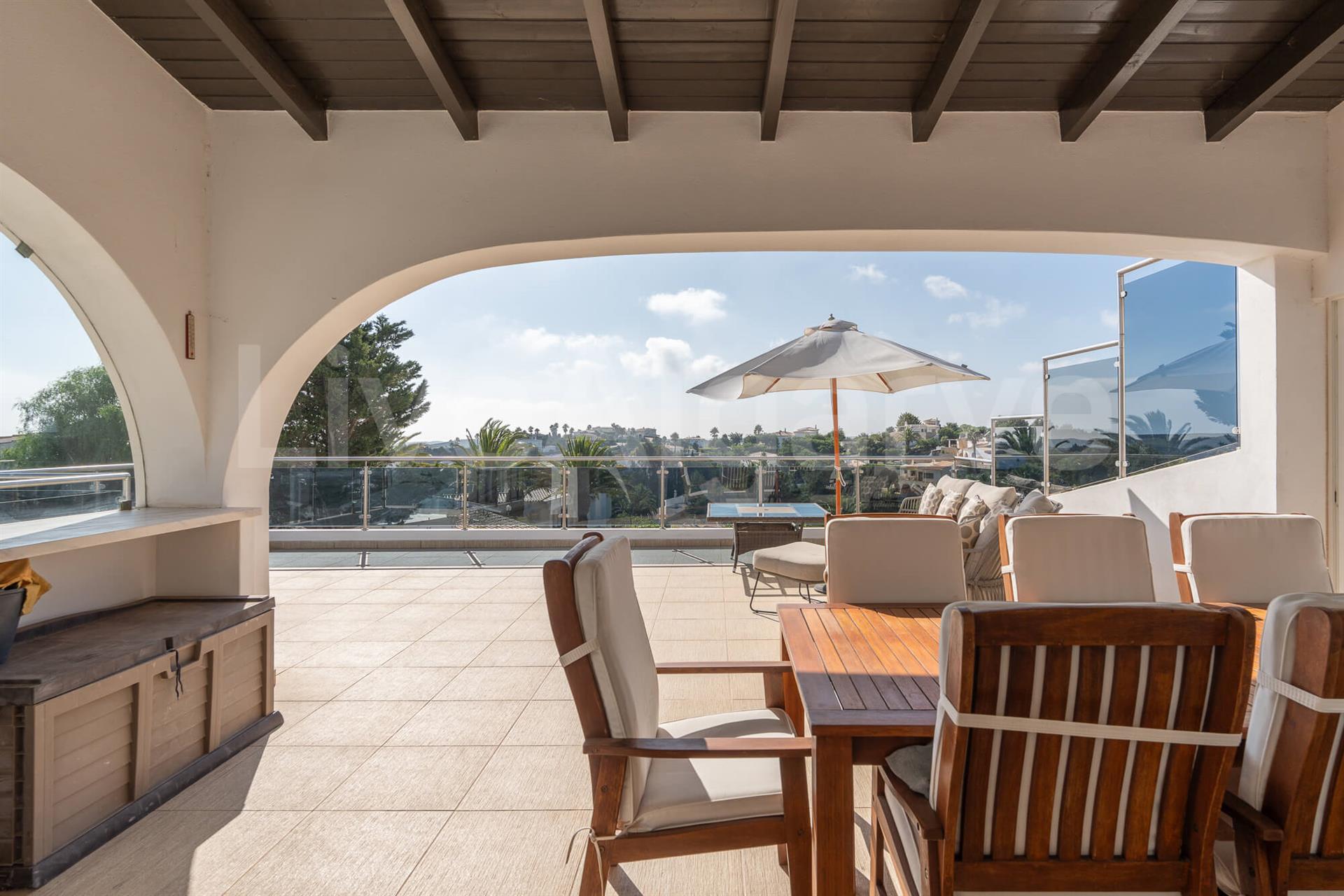 Open Views | Luxury T4 Villa at Santo António Golf Resort, Budens – Vila do Bispo