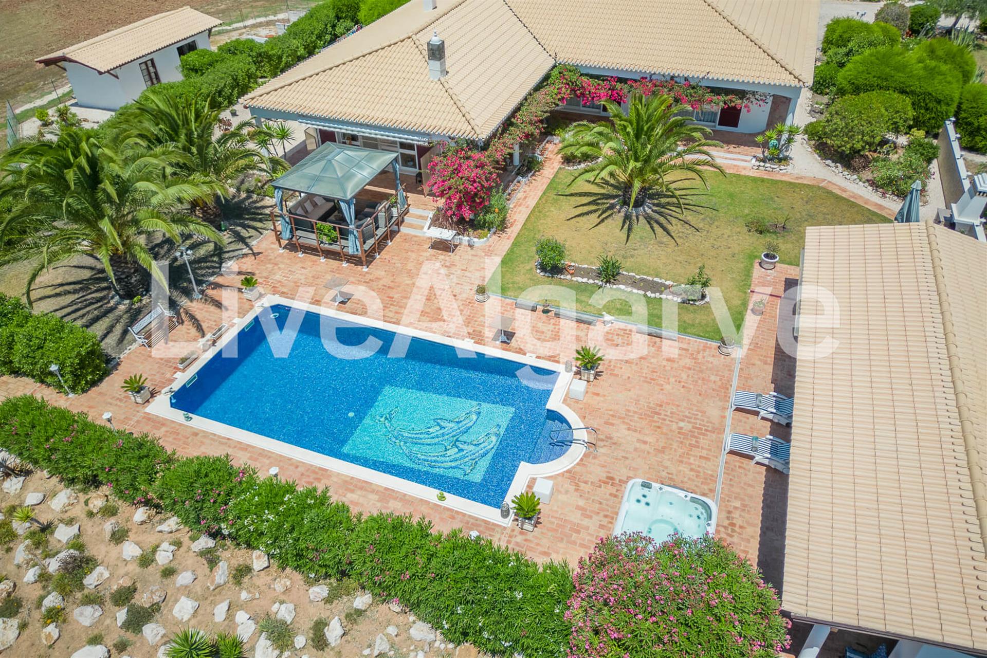 Exceptionnel | Villa de campagne de luxe T4 à vendre à Bensafrim - Lagos