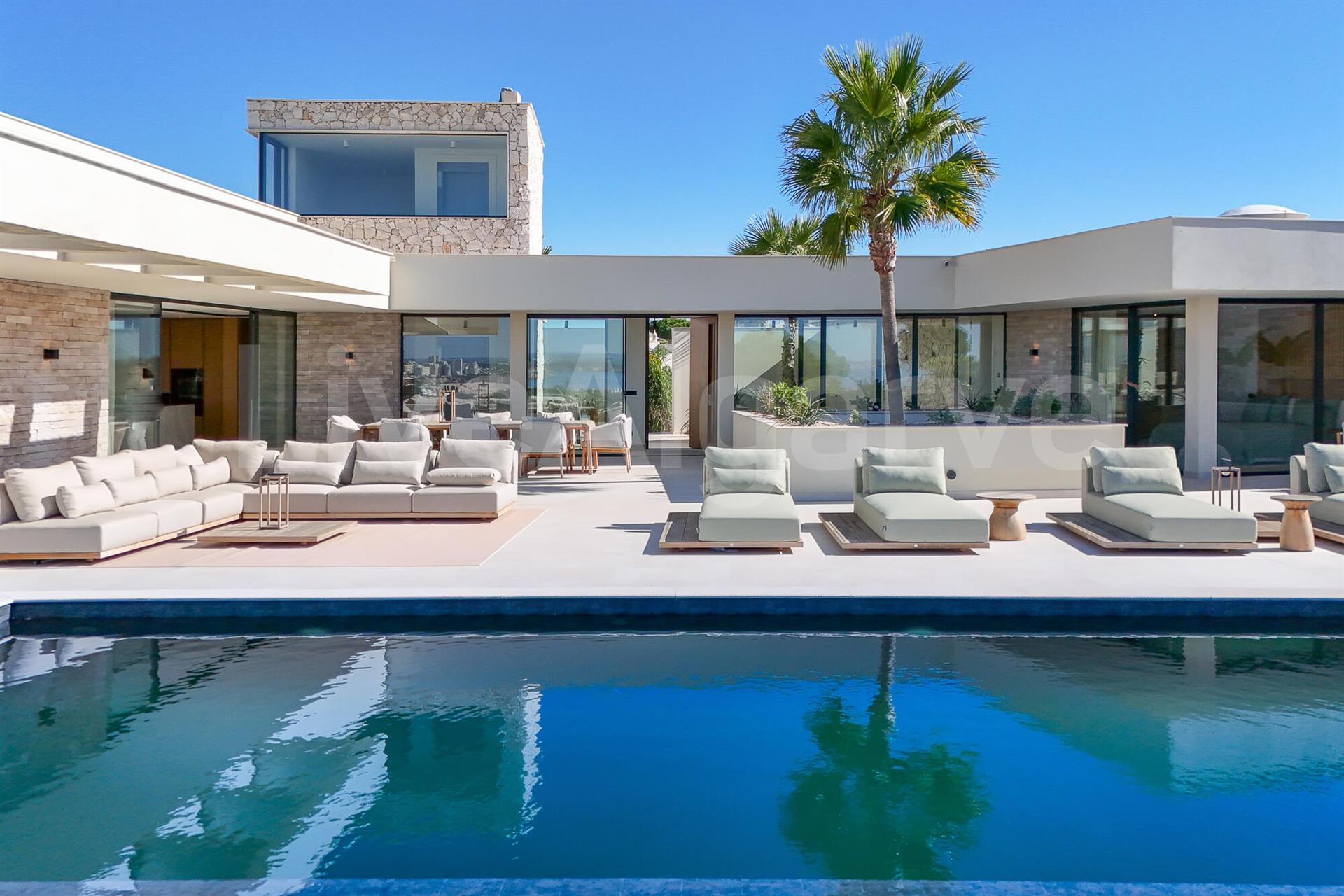 Meerblick | Neue 3 +2 Sz Luxus Villa in Estômbar zum Verkauf – Lagoa