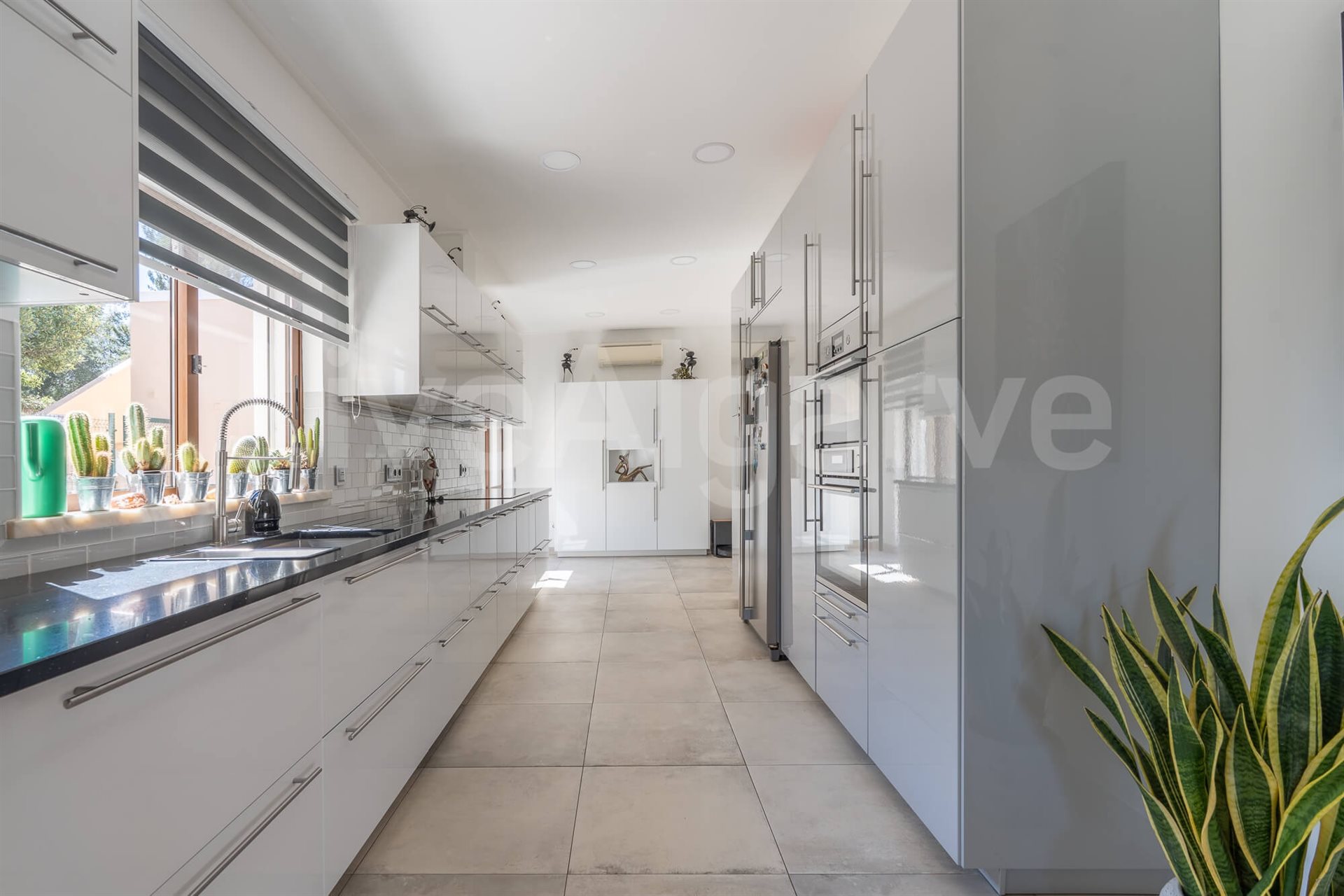 Additional image 10 of Lagos