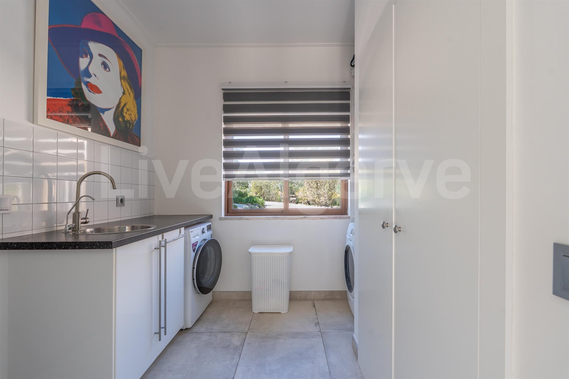 Additional image 11 of Lagos