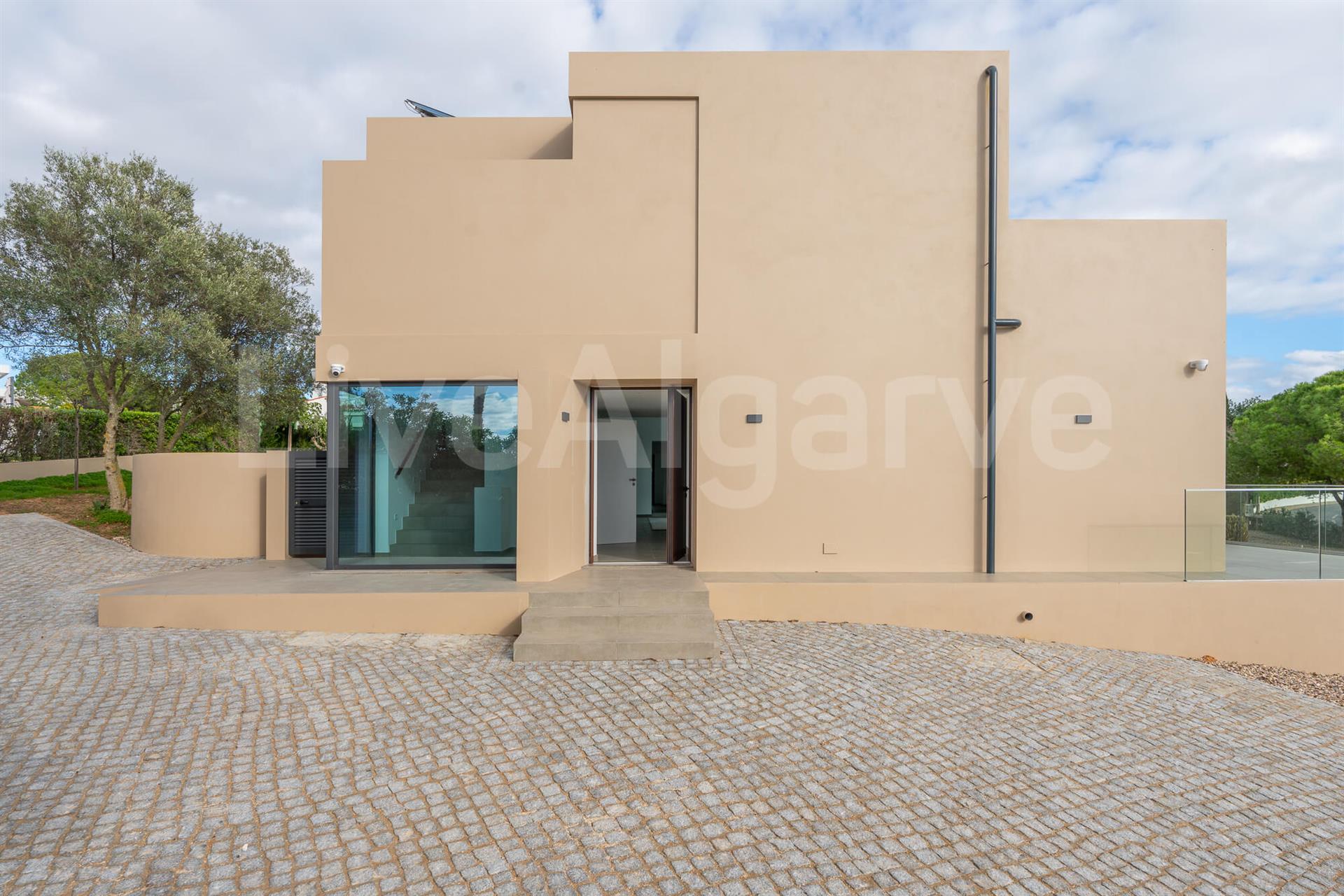 Neubau | Moderne 4 Sz Luxusvilla in Carvoeiro zum Verkauf – Lagoa
