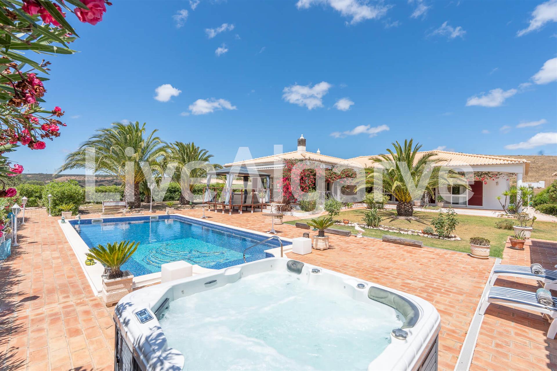 Outstanding | Luxury T4 Country Villa For Sale In Bensafrim – Lagos