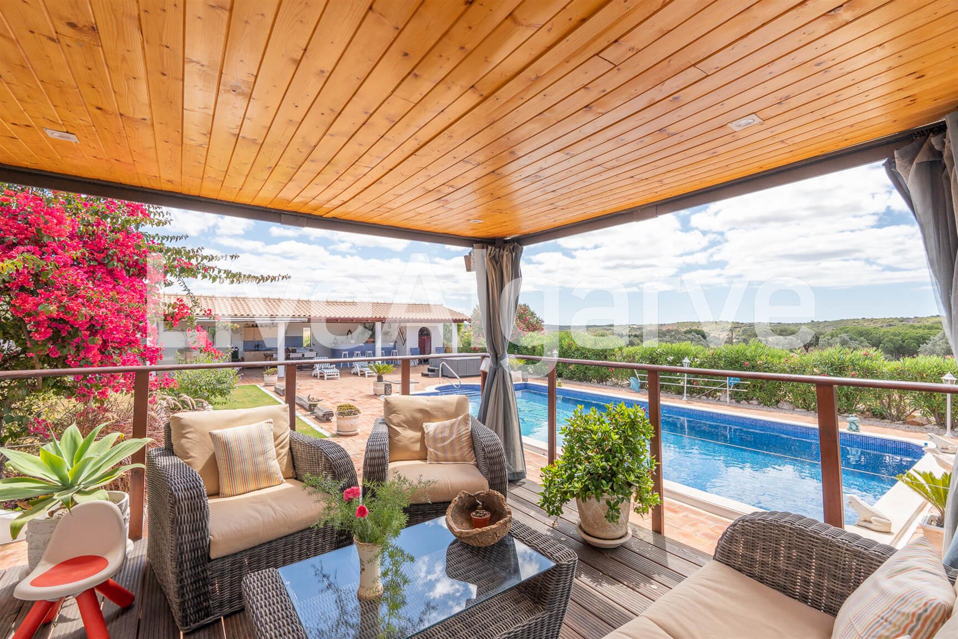 Outstanding | Luxury T4 Country Villa For Sale In Bensafrim – Lagos