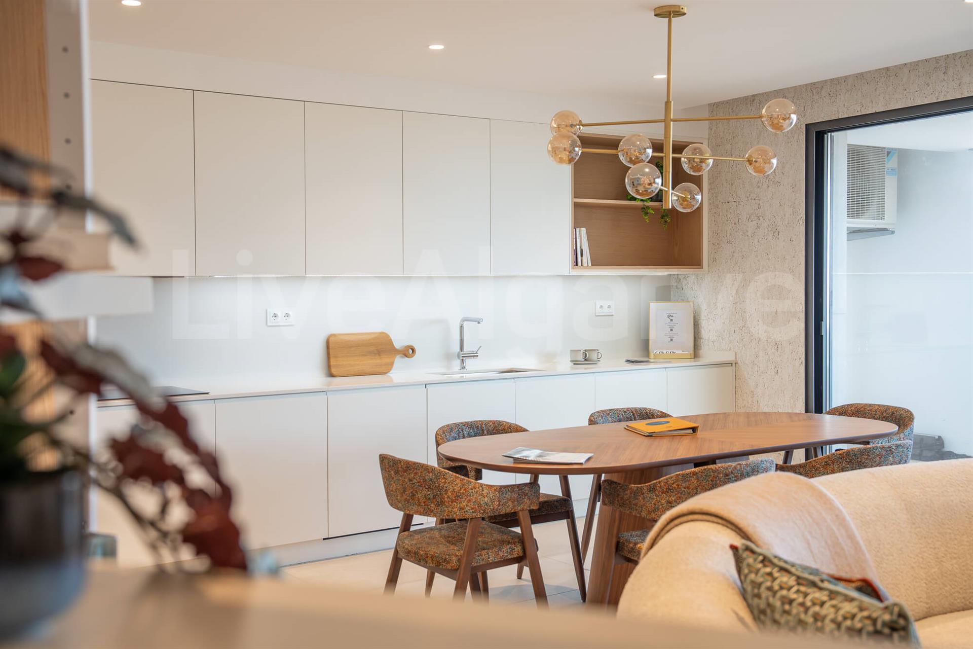Neubau | Ultra Modernes 2 Sz City Apartment In Ameijeira Zum Verkauf - Lagos
