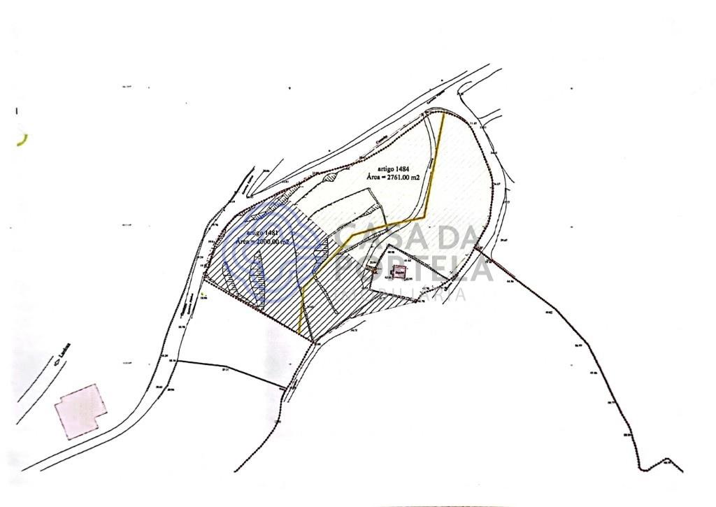 Land with Chapel in Telhe - Soalhães - Marco de Canaveses