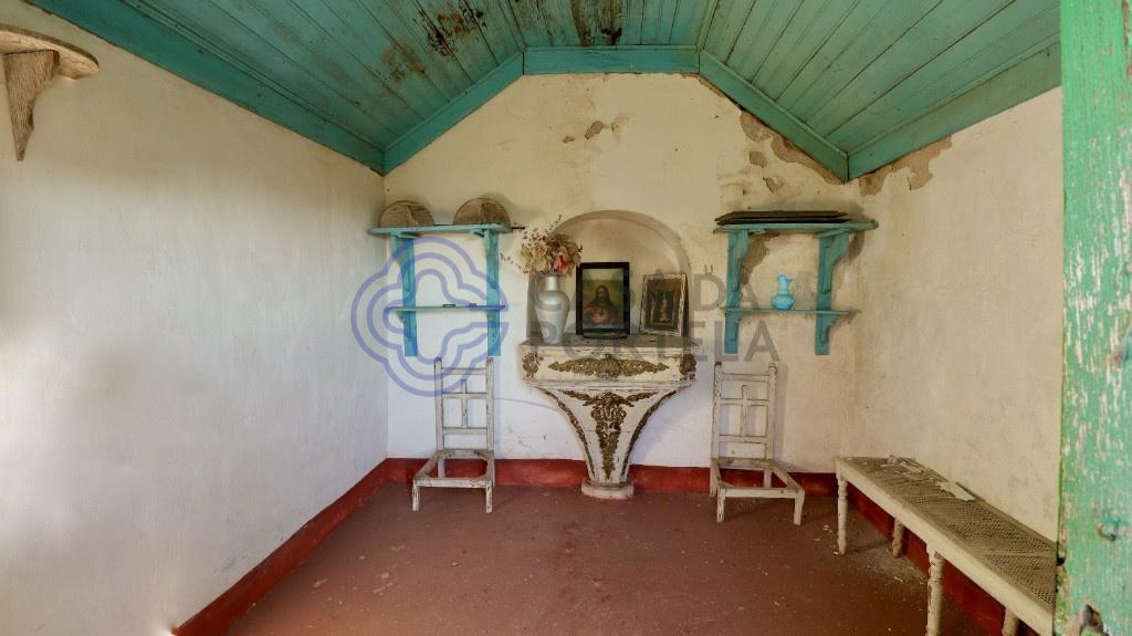 Land with Chapel in Telhe - Soalhães - Marco de Canaveses