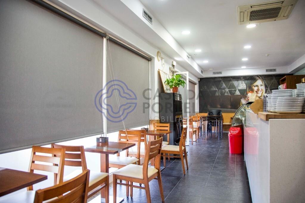 Pão Quente para trespasse em Custóias Matosinhos.