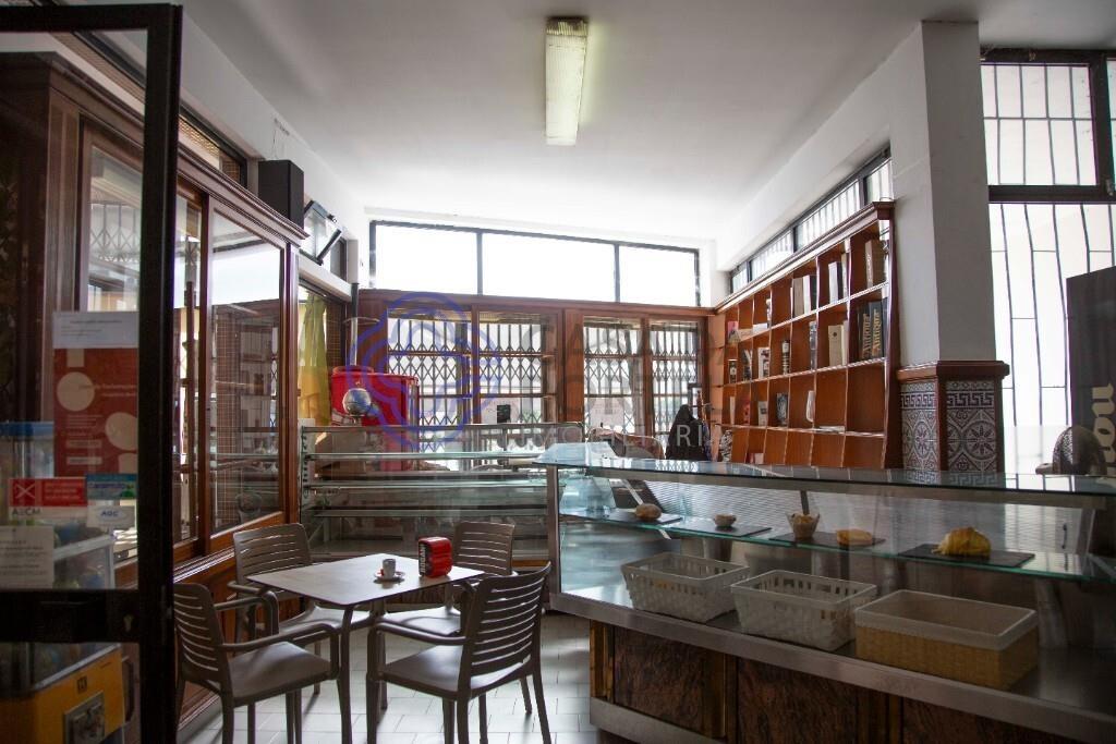 Cafenea, Snak Bar pentru intrare în Padrão da Légua
