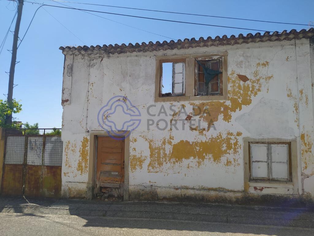 House in Ruin near the City of Tomar in Central Portugal