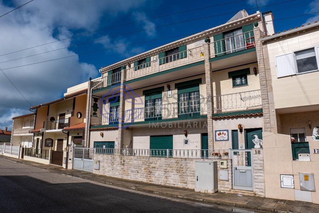 Discover Your New Address in Nazaré: Space and Versatility by the Sea
