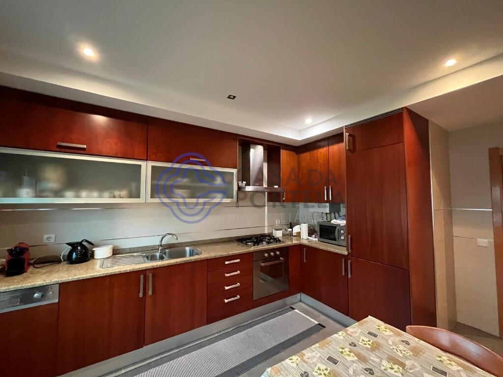 Praia apartamento T2 com garagem
