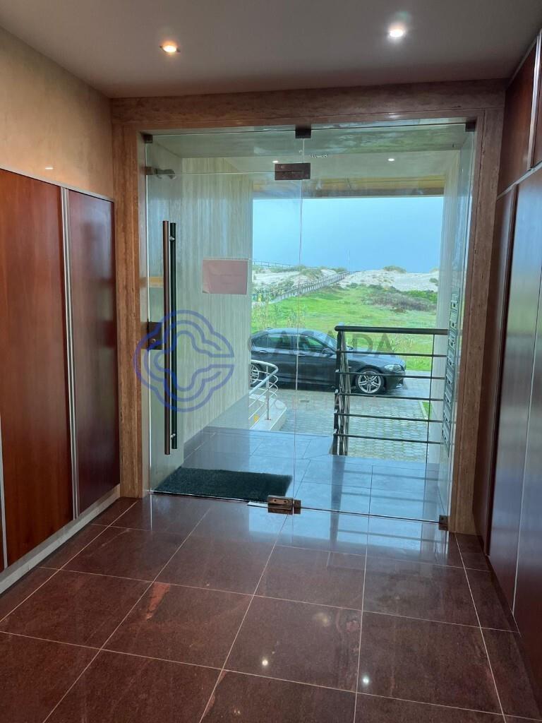 Praia apartamento T2 com garagem