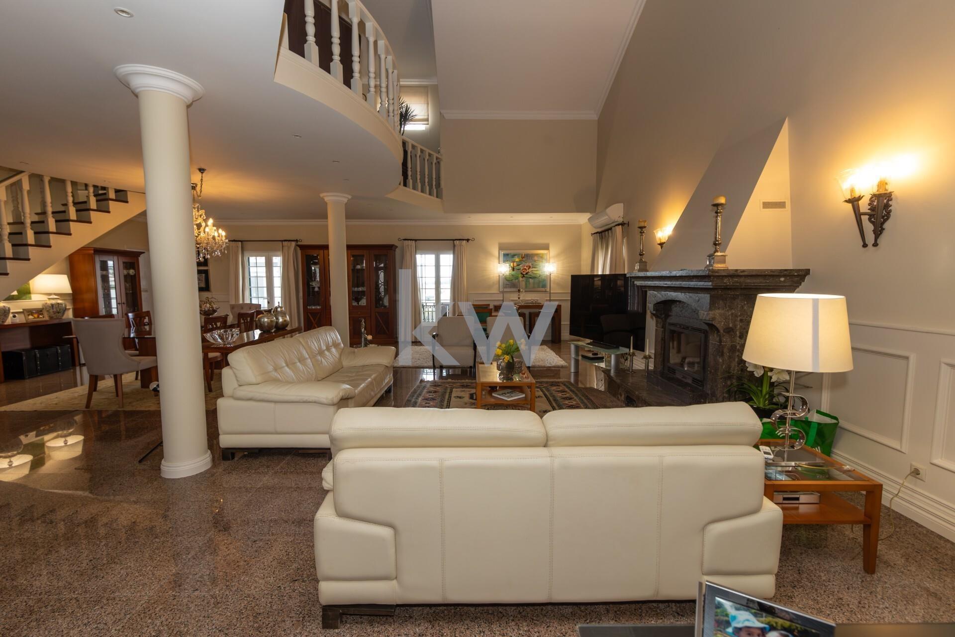 Purchase: House (9500)