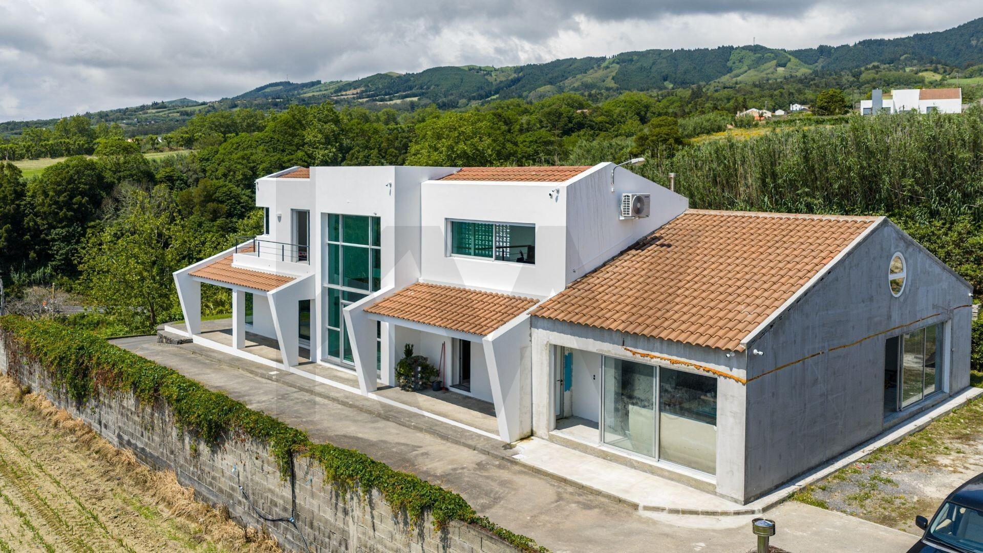 Detached House T4 – Candelária Sea & Nature View | Total Privacy