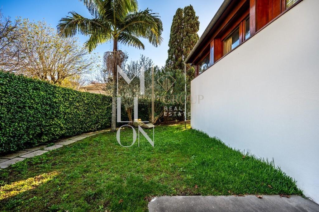 Purchase: House (4465)