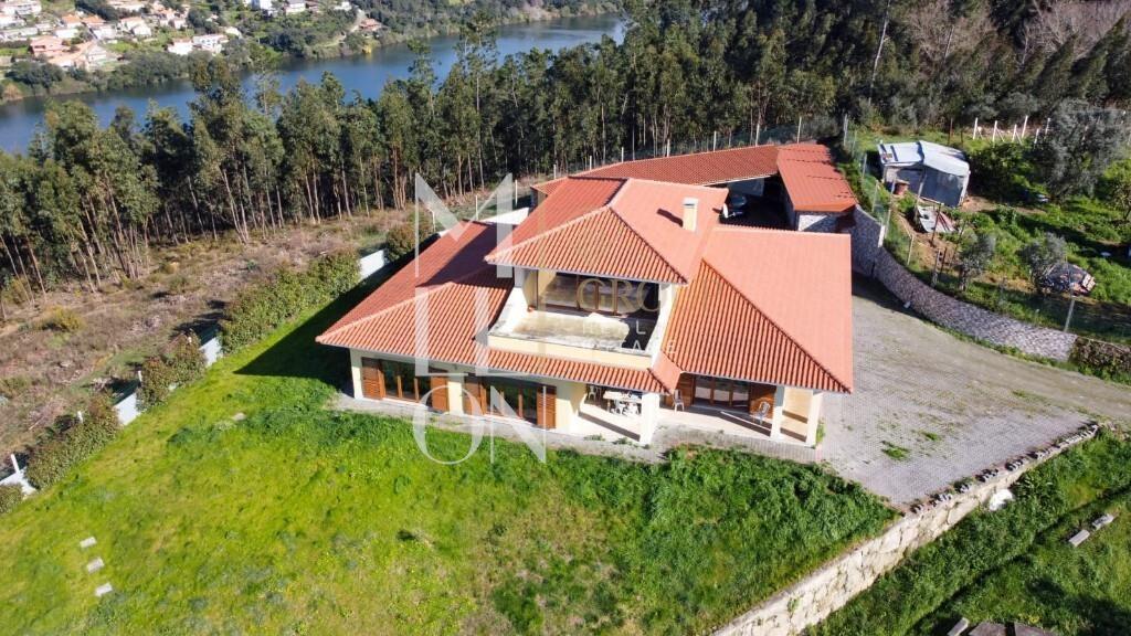 4 bedroom villa located in Pedorido, Castelo de Paiva