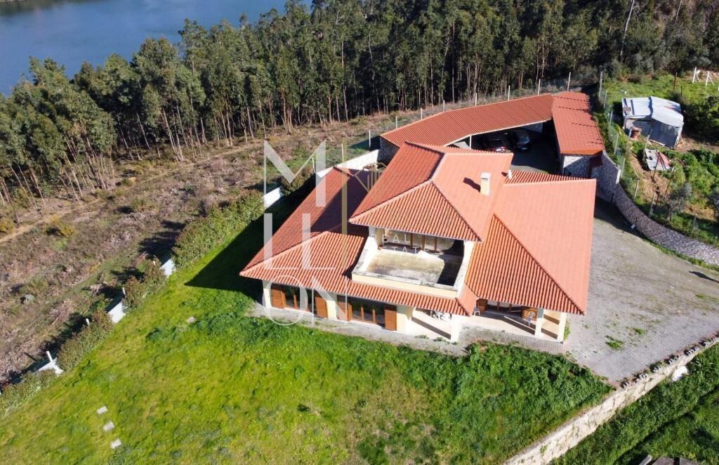 4 bedroom villa located in Pedorido, Castelo de Paiva