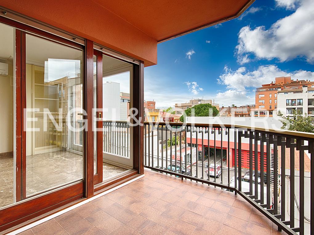 Spacious central apartment in Figueres