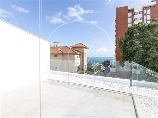 Penthouse de 3 chambres à Monte Estoril