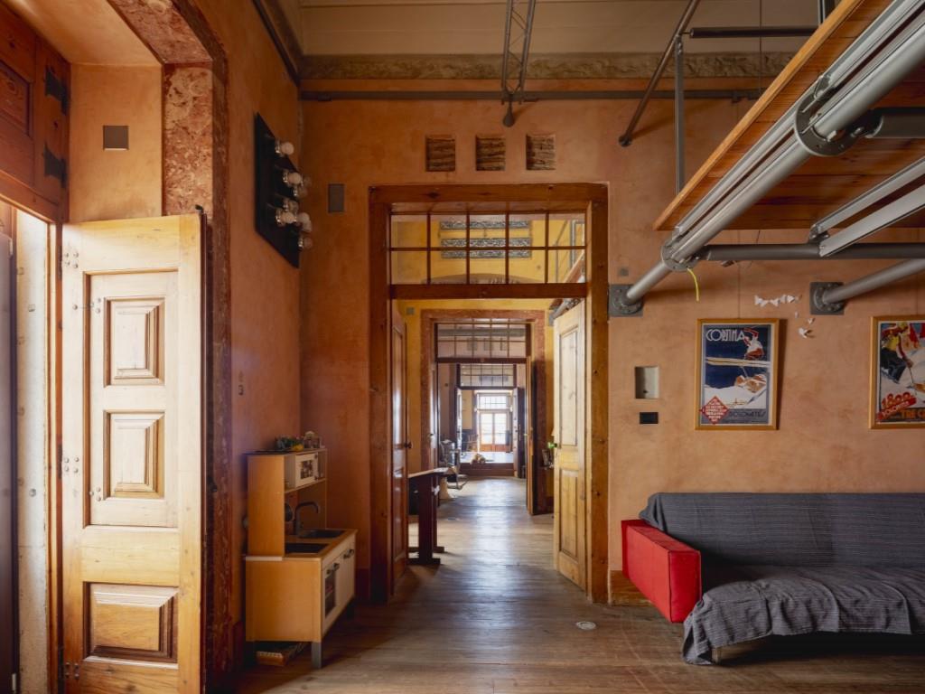 T5 apartment with views of the Tagus River
