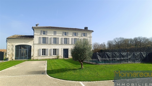 Magnificent Family Residence At The Gates Of Angouleme