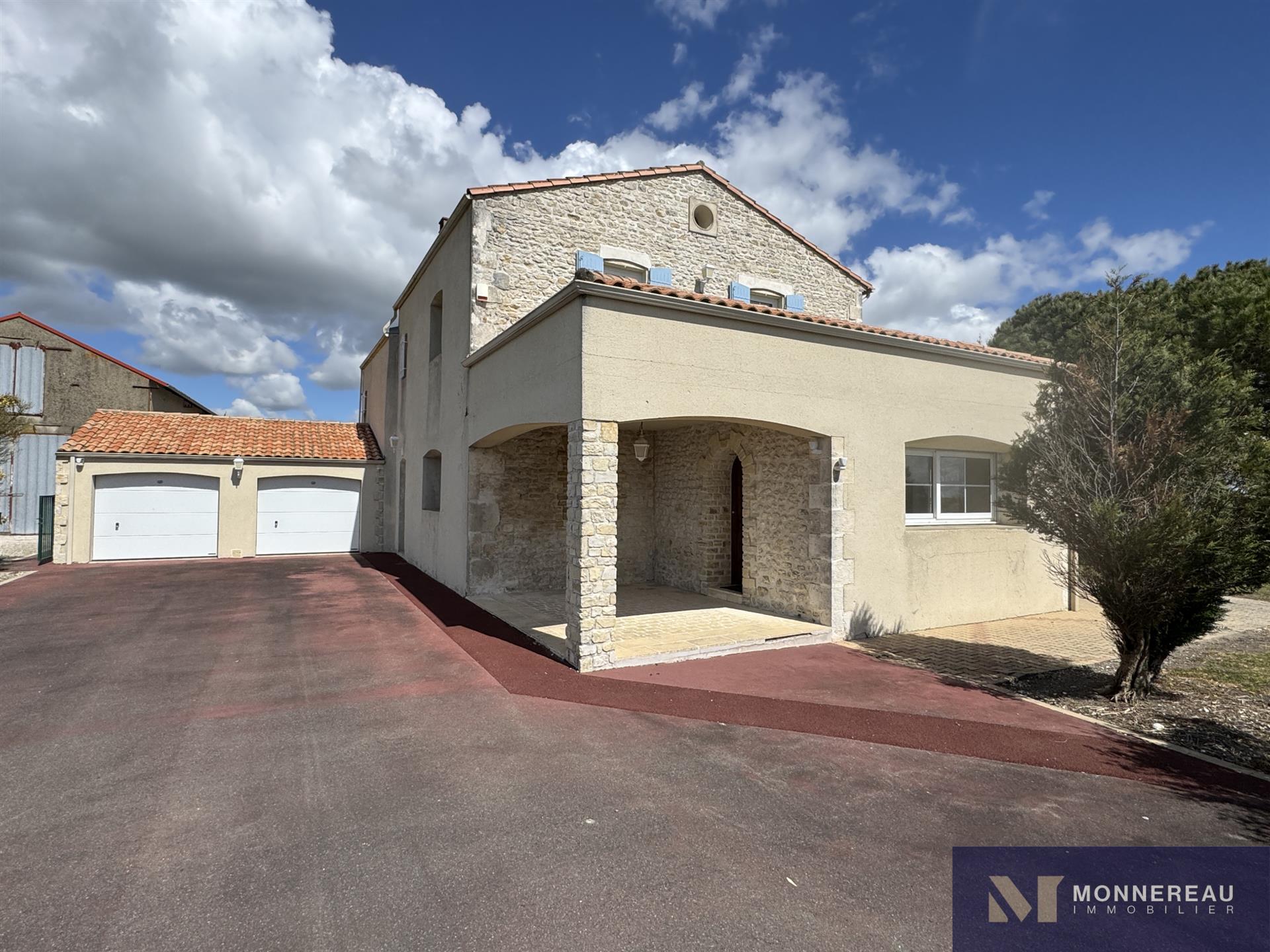 Compra: Vivenda (17600)
