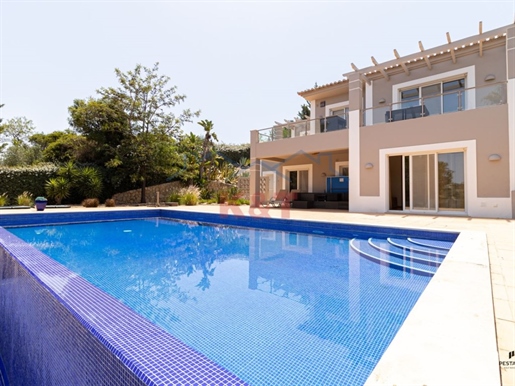 Villa de 3 dormitorios en Vale da Pinta Golf Resort, Carvoeiro - Algarve