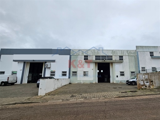 Industrial warehouse in Pateiro - Lagoa