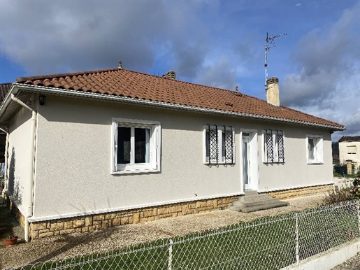 Maison
Située entre Lalinde et Bergerac, découvrez cette maison accueillante ! Avec sa pièce de vie