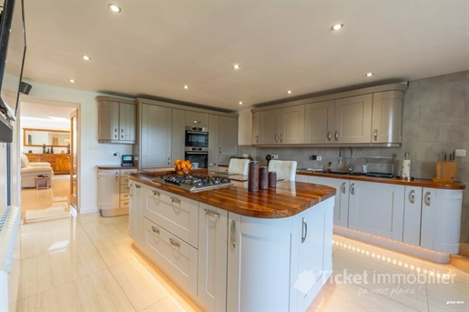 Advert picture