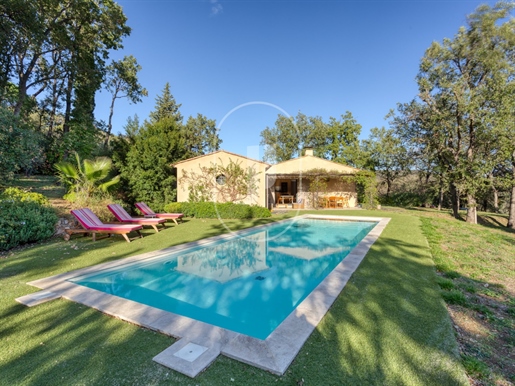 Delightful villa with pool for sale in La Garde-Freinet