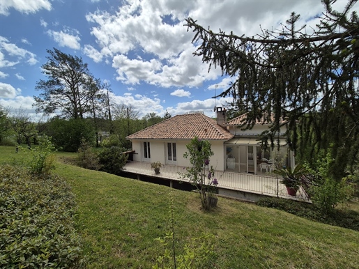 Dordogne secteur Ribérac, maison 108 m2 , trois chambres, terrain 5217 m2