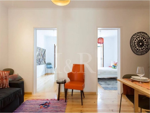 Renovated and bright 3-bedroom apartment in downtown Lisbon