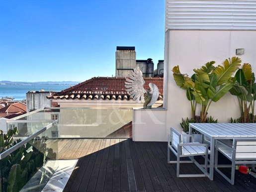 Penthouse de 7 pièces avec terrasse et vue sur le Tage au Chiado, Lisbonne