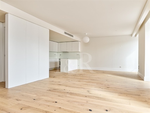 3-Bedroom apartment with parking and view, near Largo do Intendente, Lisbon