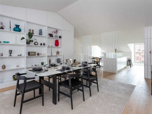 3-Bedroom Penthouse with city view, next to Largo de Intendente, Lisbon
