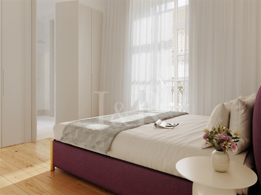 1 bedroom apartment with balconies in Baixa Lisboeta, with guaranteed income