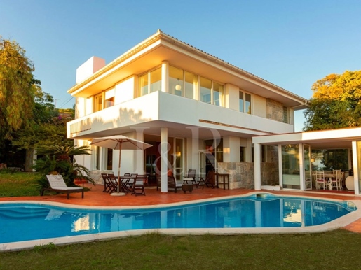Villa 8 pièces avec jardin, piscine et vue fleuve à Restelo, Lisbonne