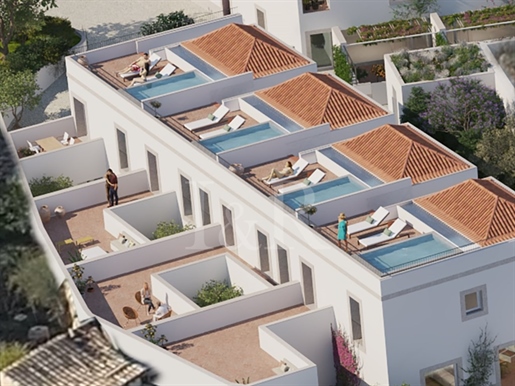 3 bedroom villa with rooftop pool in the center of Tavira, Algarve