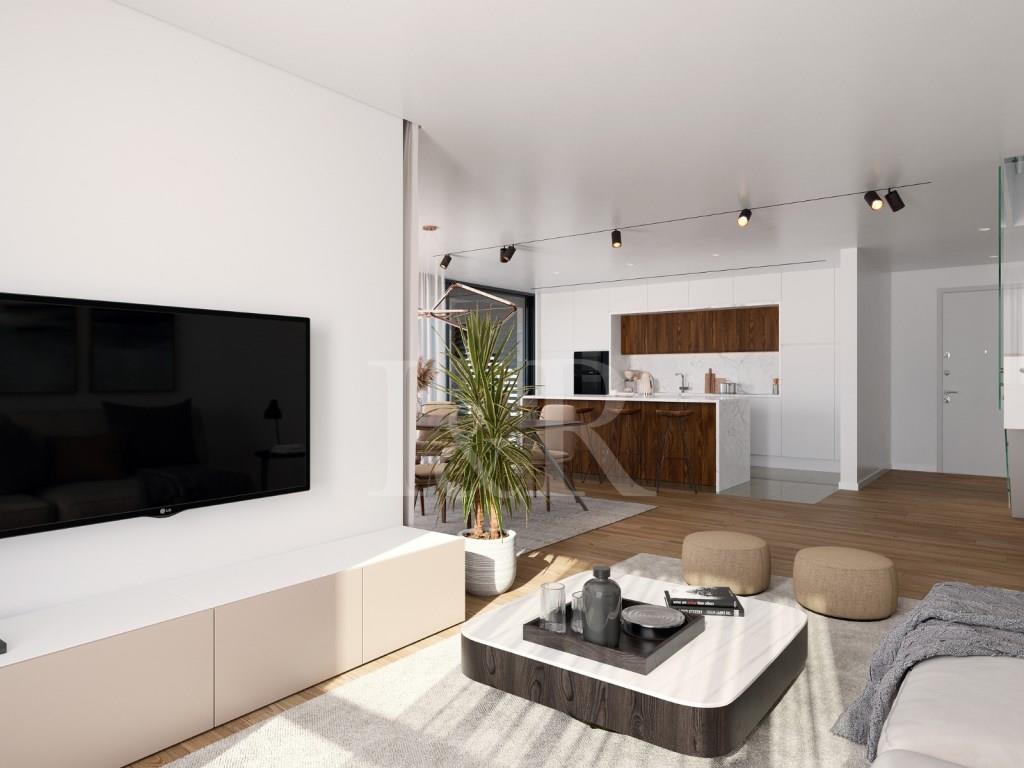 4-Bedroom duplex apartment with terrace and parking in Caxias, Oeiras