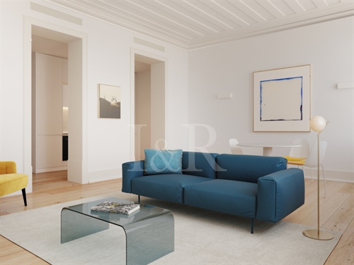 2 bedroom apartment with balcony, in Baixa Lisboeta, with guaranteed income