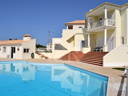 Villa 9 pièces avec jardin, piscine et vue mer près d'Ericeira