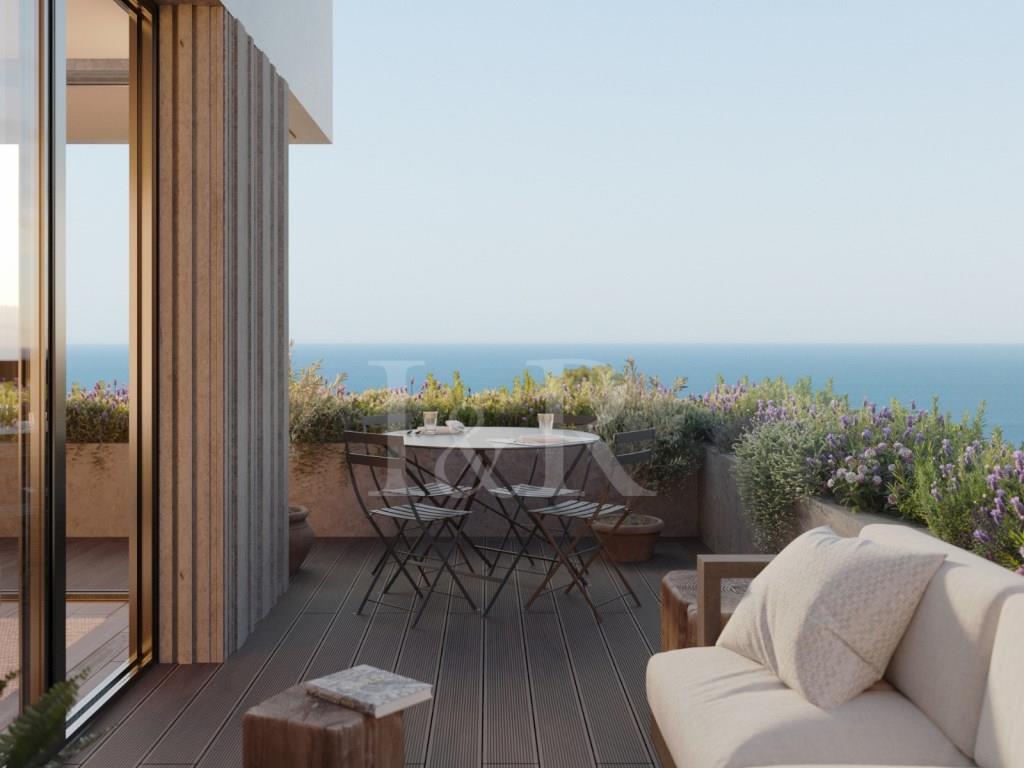 2 bedroom duplex with terrace and garage, in Sesimbra